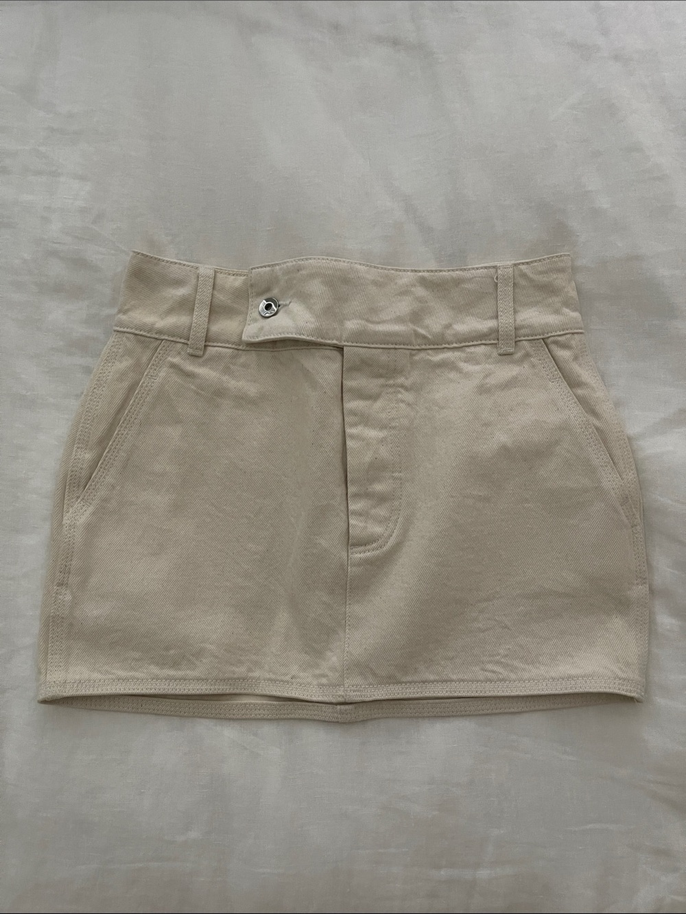 Helsa Ecru Low Rise Mini Skirt